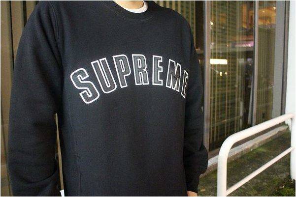 【美品】supremeロゴスウェット