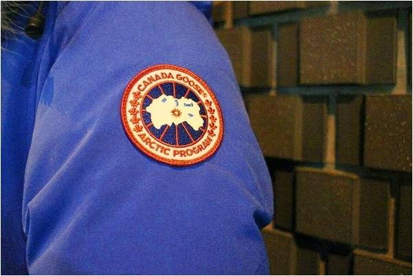 ご存知！CANADA GOOSE（カナダグース）の白クマが仙川店に！今年も通年 