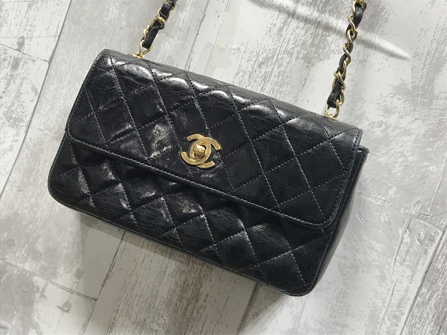 CHANEL（シャネル）より女性の憧れマトラッセを含むチェーンショルダー
