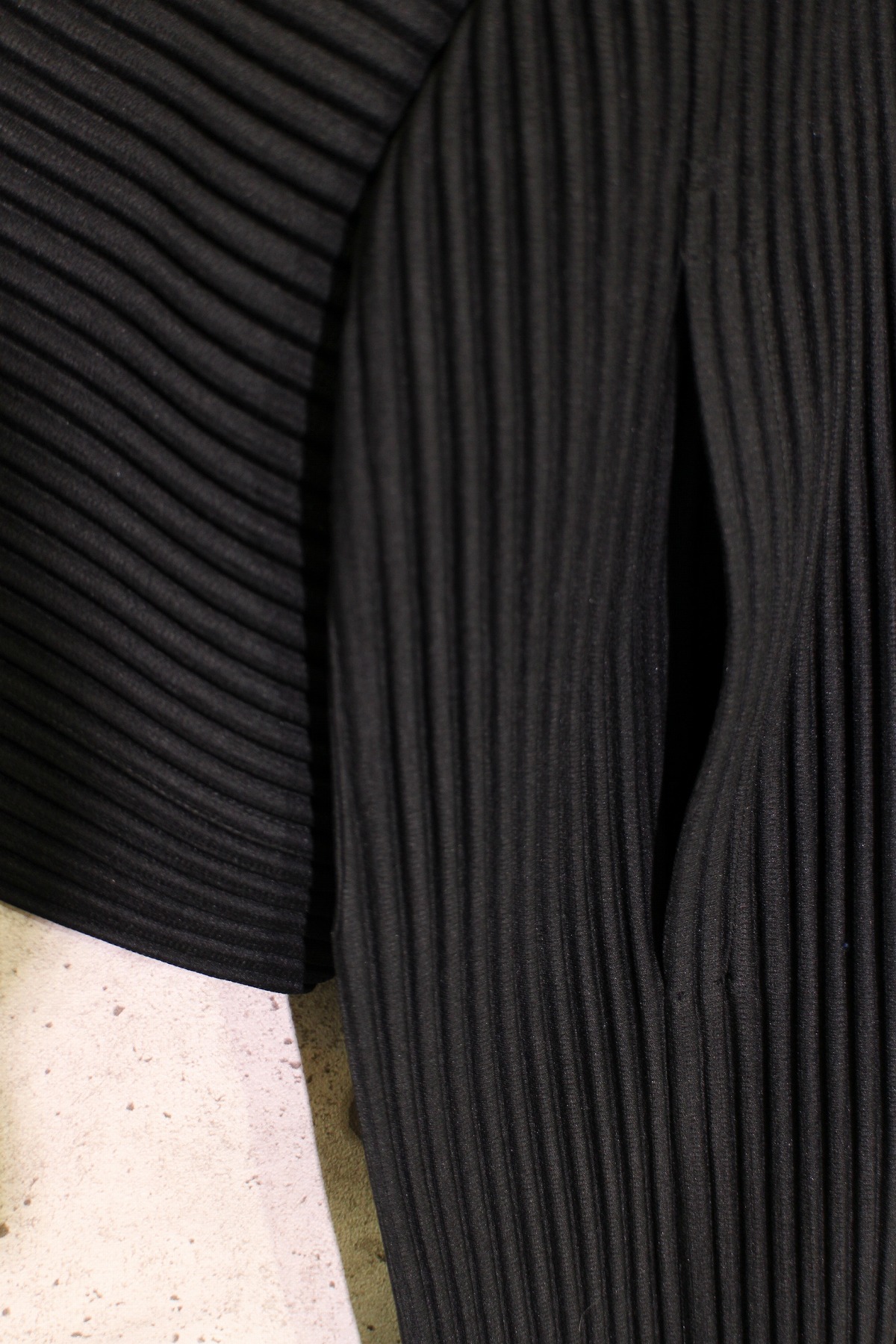 HOMME PLISSE ISSEY MIYAKE/オムプリッセイッセイミヤケのプリーツ