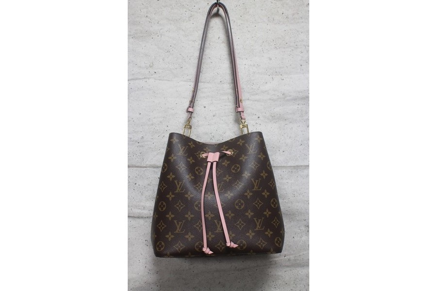 Louis Vuitton ルイヴィトンよりモノグラム ネオノエ 素敵なワンピースが入荷 2019 02 19発行