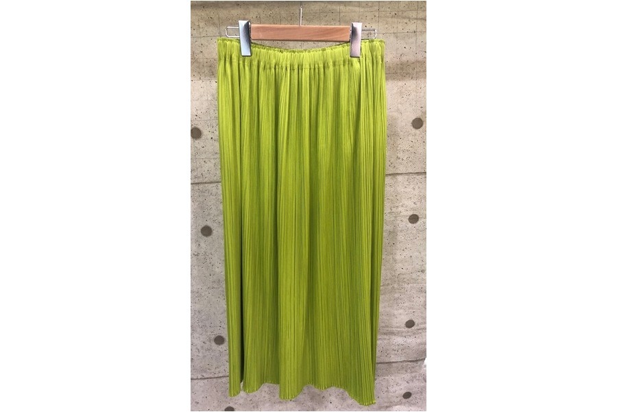 年齢問わず人気のPLEATS PLEASE ISSEY MIYAKE/プリーツプリーズ