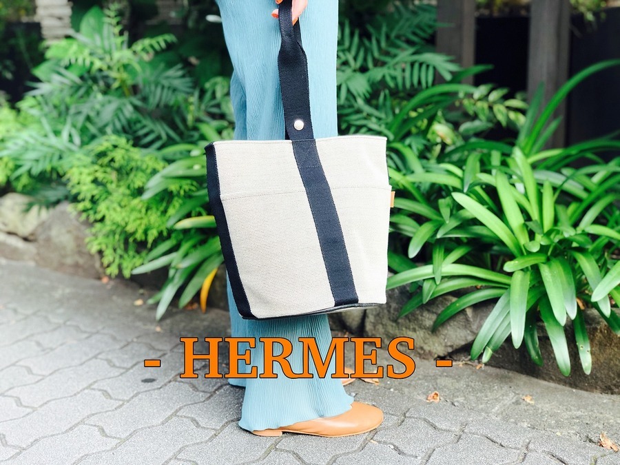 【日本限定モデル】  HERMES ☆サクソーMM ハンドバッグ