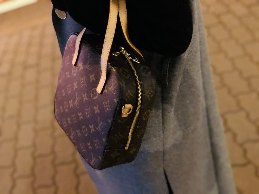 LOUIS VUITTON/ルイ ヴィトンよりスポンティーニを買取致しました