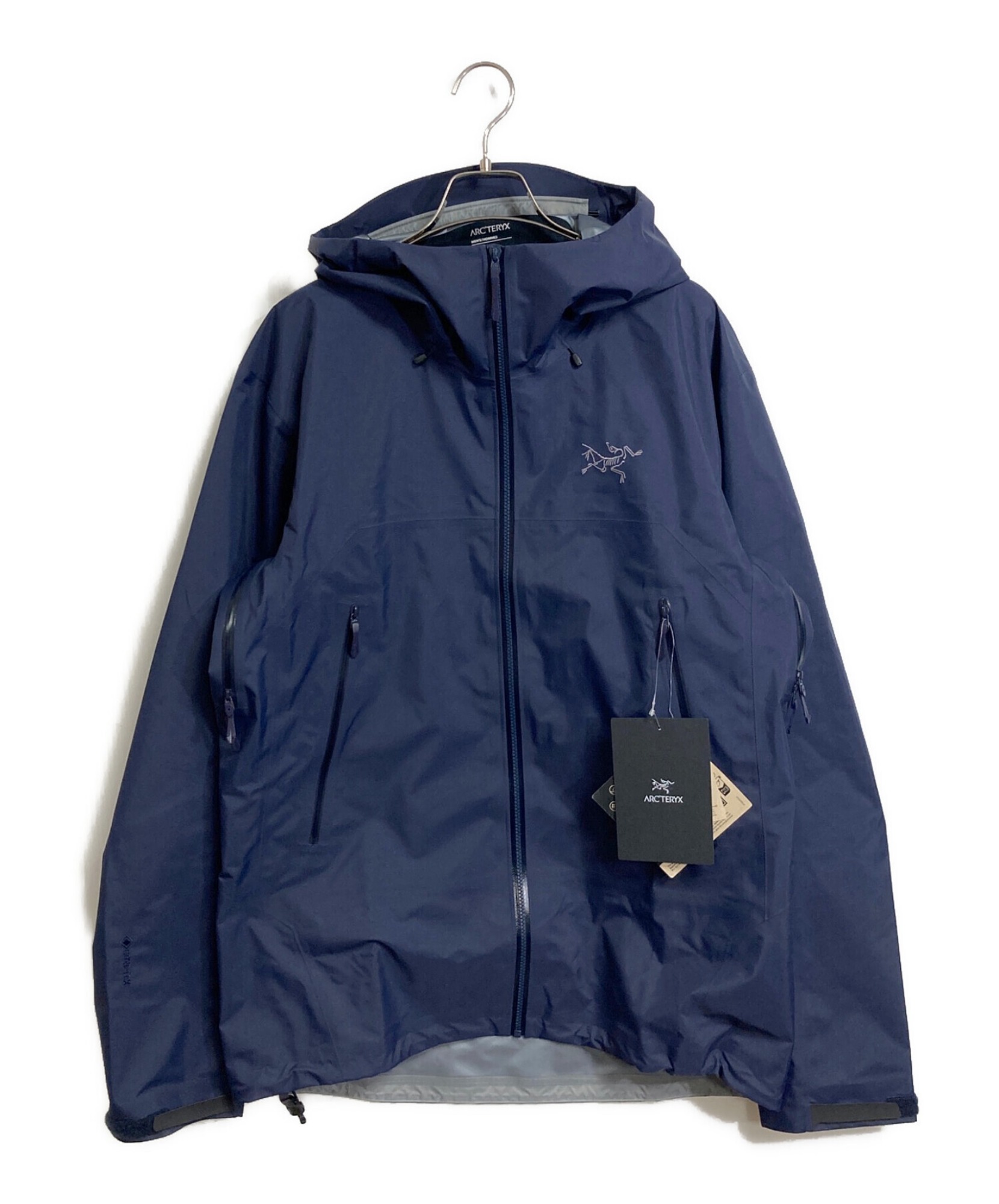 ARC'TERYX】BETA SL JACKET買取入荷。タウンユースでも人気の