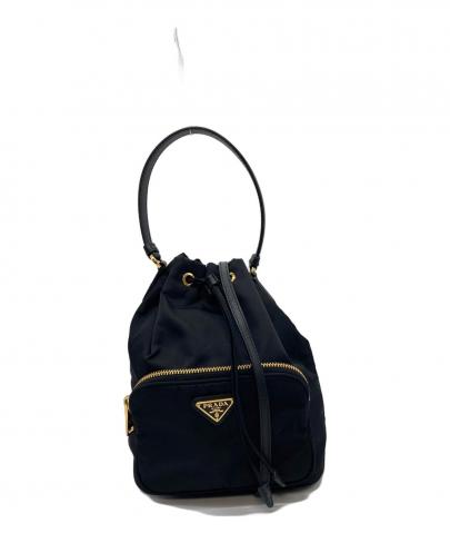 「ラグジュアリーブランドのPRADA 」