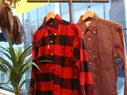 メンズのトップス