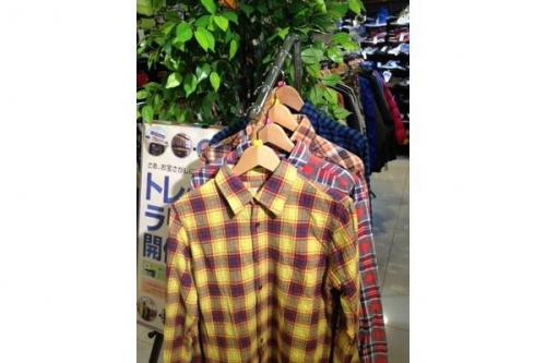 メンズのトップス