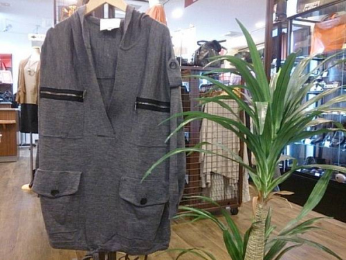 レディースのトップス