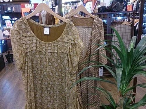 トップスのワンピース