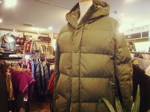 ダウンジャケットのレディース