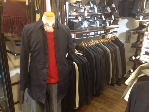 トレンチコートのステンカラーコート