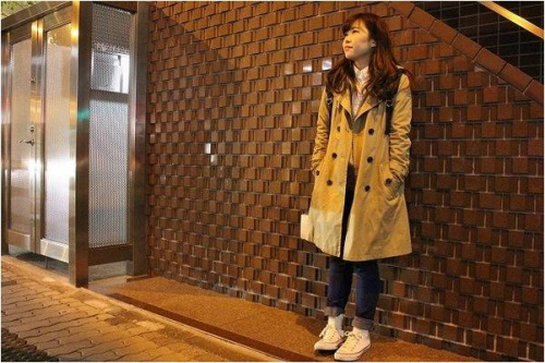 トレンチコートのバーバリーブルーレーベル