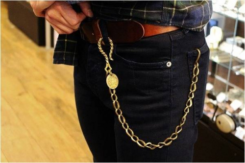 ラディアルのウォレットチェーン