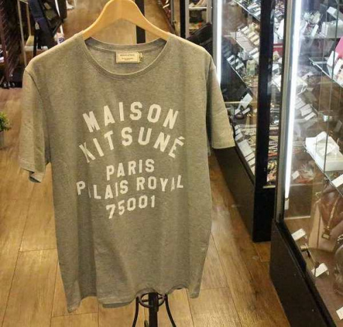 メンズのトップス