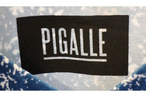 シャツのピガール