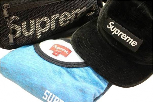 シュプリームのストリートブランド