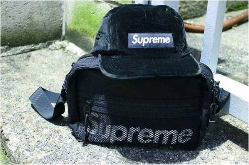 ストリートブランドの古着買取