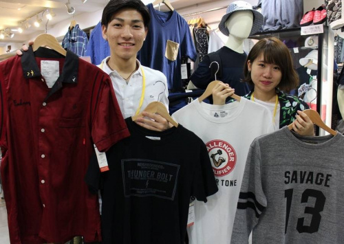 Tシャツのアンダーカバー