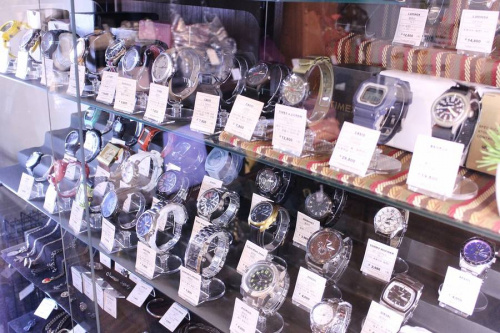 古着買取のハリウッド ランチ マーケット