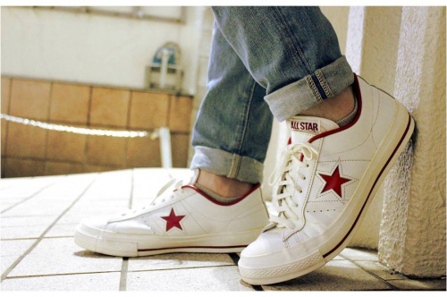 コンバースのスニーカー