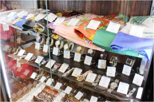 ストールの秋物買取