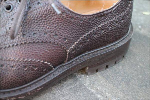 Tricker's　のAsymmetric Gibson