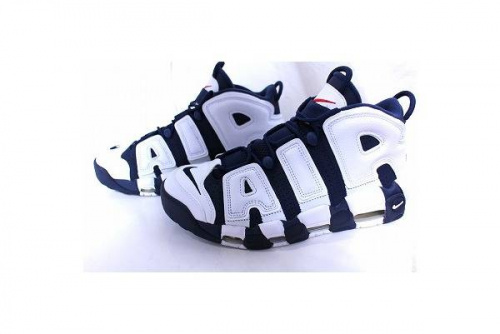 NIKE　のスニーカー