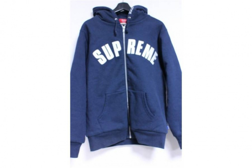 シュプリームのストリート