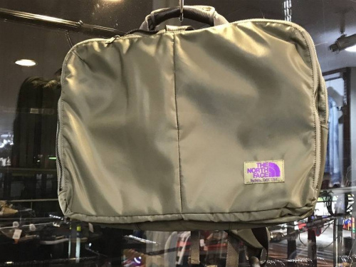 ノースフェイスの京王線