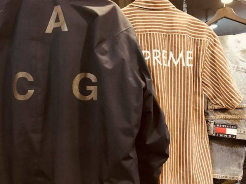 シュプリームのNIKE ACG