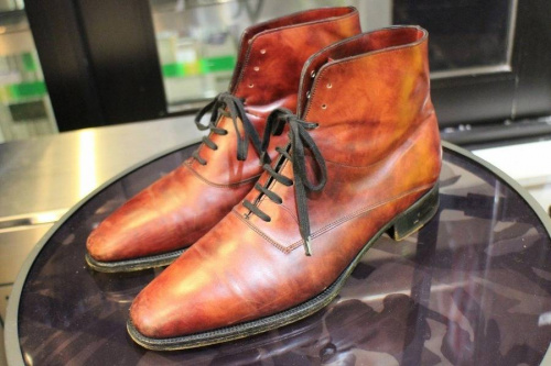 JOHN LOBB