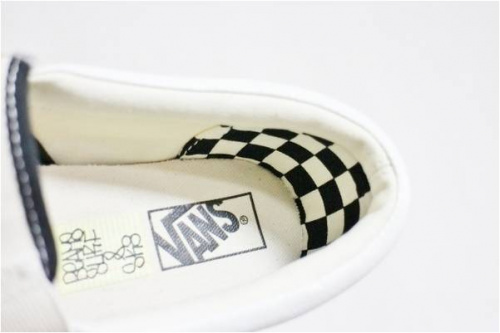 ドクターマーチンのナイキ