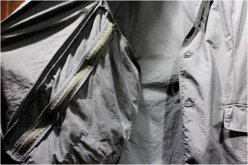 テアトラのデバイスジャケット