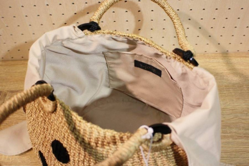 アジョリー　カゴバッグ