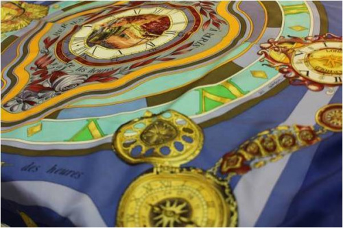 ＃エルメスの＃スカーフ