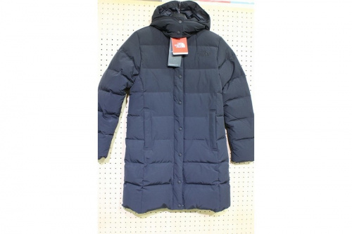 ノースフェイスのシュプリーム