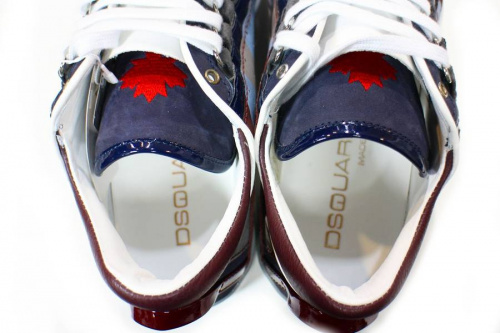 DSQUARED2¤Î¥¹¥Ë¡¼¥«¡¼