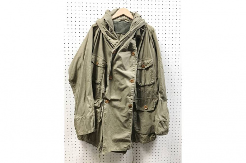 キャピタルのコート