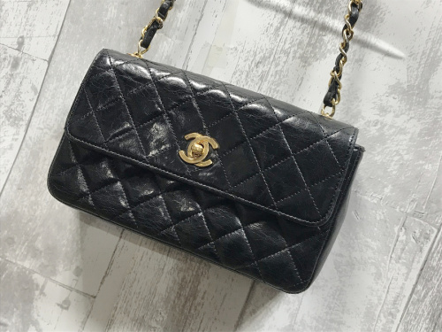 ショルダーバッグのCHANEL（シャネル）