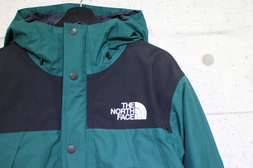 ノースフェイスのTHE NORTH FACE