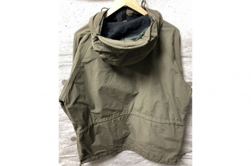 ブラウンバイツータックスのASTORIA ANORAK PARKA