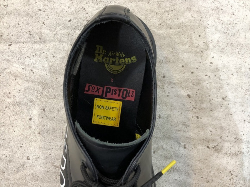 Sex PISTOLSのレイビームス