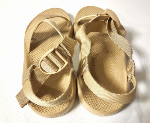 キーンのサンダル