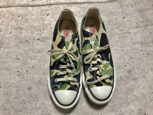 コンバースのスニーカー