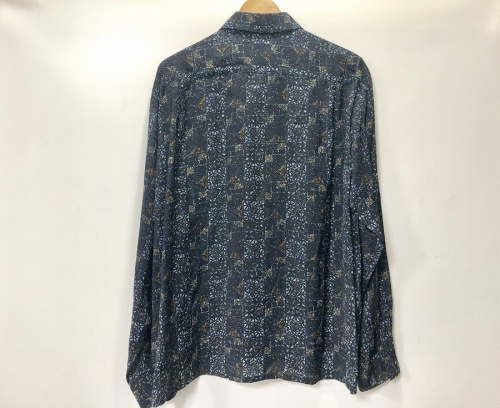 7 × 7 / seven by sevenの総柄シャツ