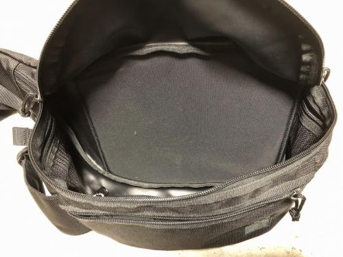 KINASHI CYCLEのボディーバッグ