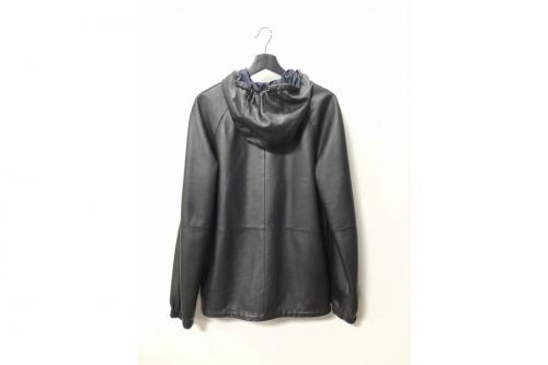ロエベのレザージャケット