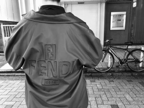 買取強化のフェンディ　ジャケット