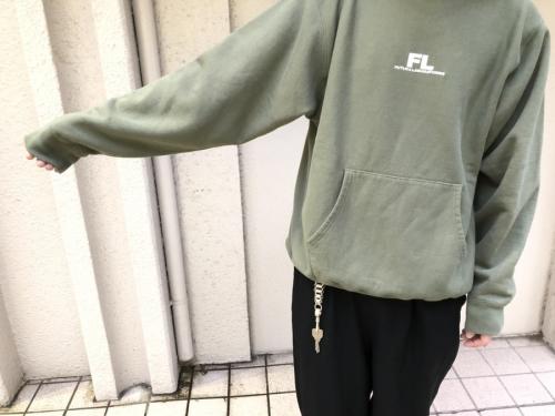 フューチュララボラトリーズ ×二ゴールドの世界130着限定